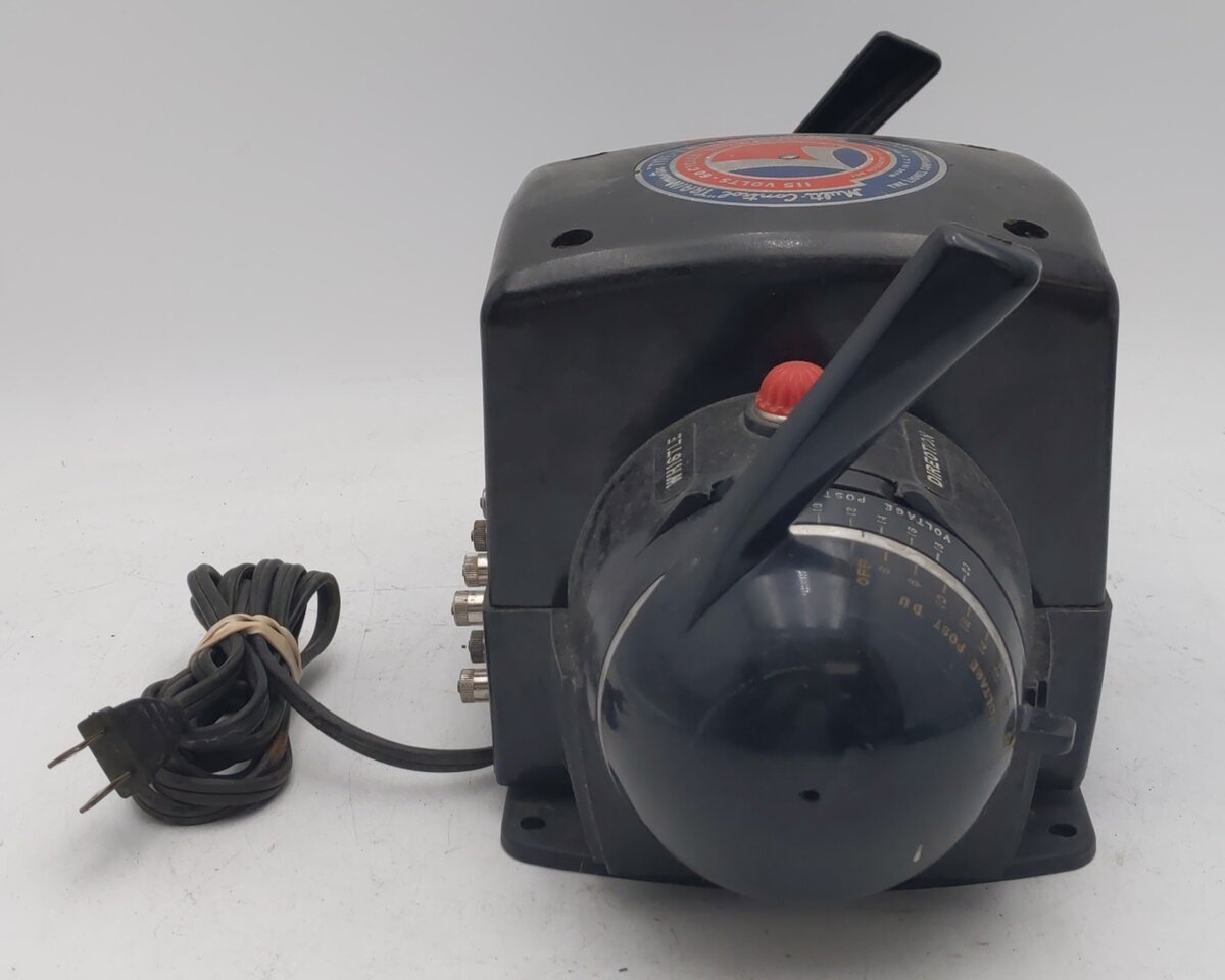 Lionel ZW Vintage O Gauge Trainmaster 275 Watt Transformer with Whistle EX