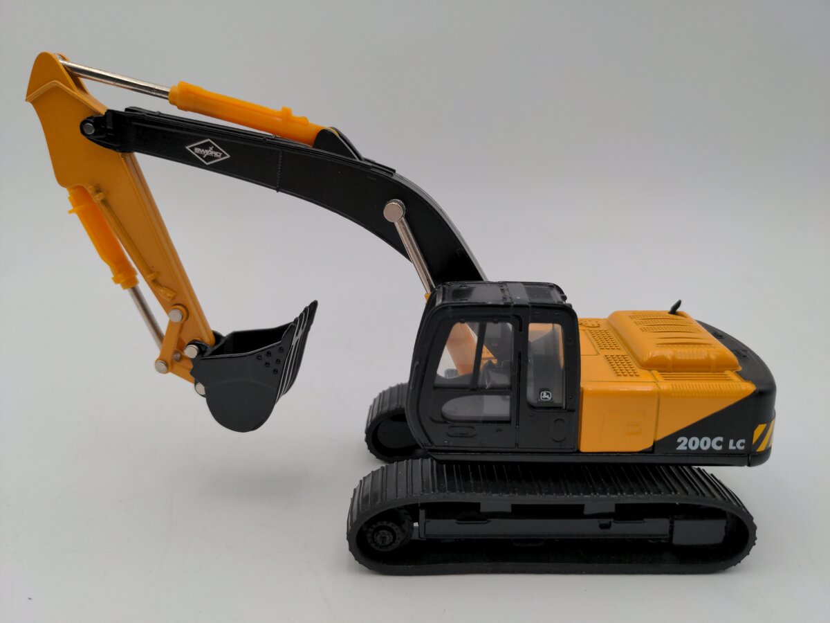 Ertl 1:50 Sword John Deere Diecast 200C LC Excavator EX