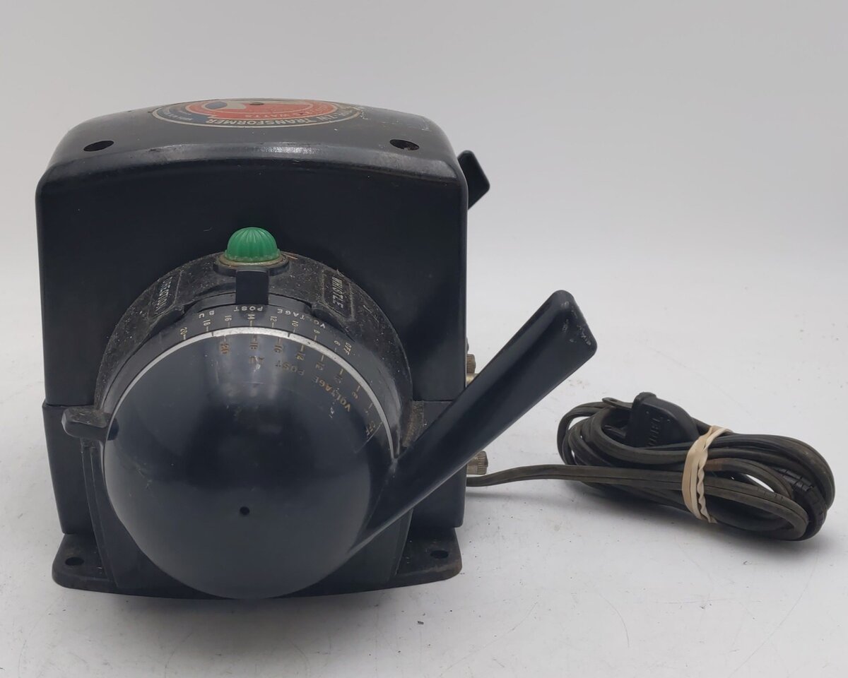 Lionel ZW Vintage O Gauge Trainmaster 275 Watt Transformer with Whistle EX