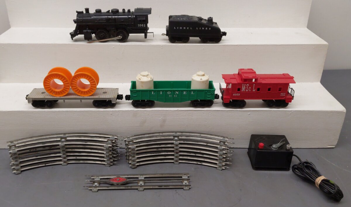 Lionel 19439 Vintage O Steam Freight Set w/ Headlight VG/Box