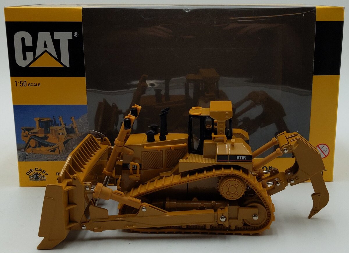 Norscot 55025 1:50 Diecast Caterpillar D11-R Track-Type Construction Bulldozer NIB