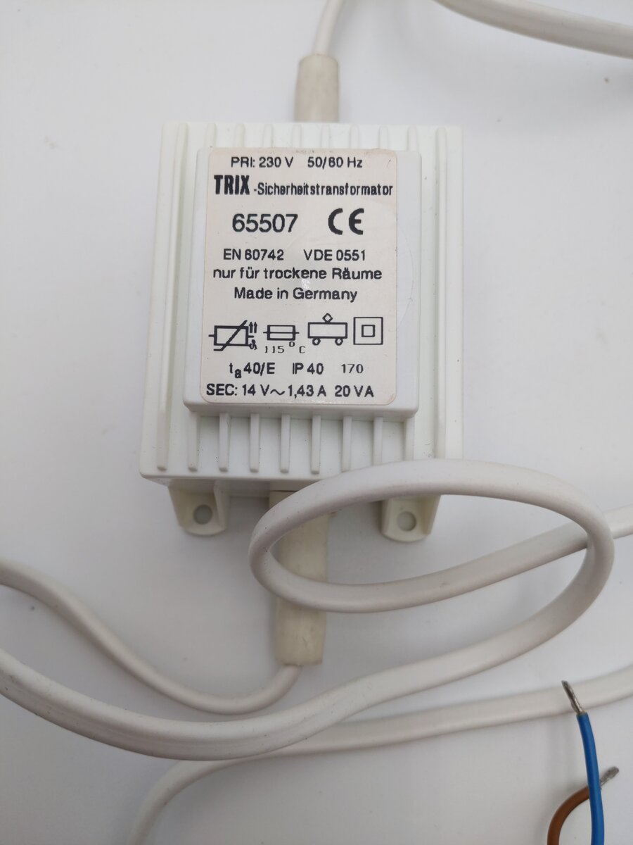 Trix 66800 Selectrix Digital Controller Central Control 2000 LN