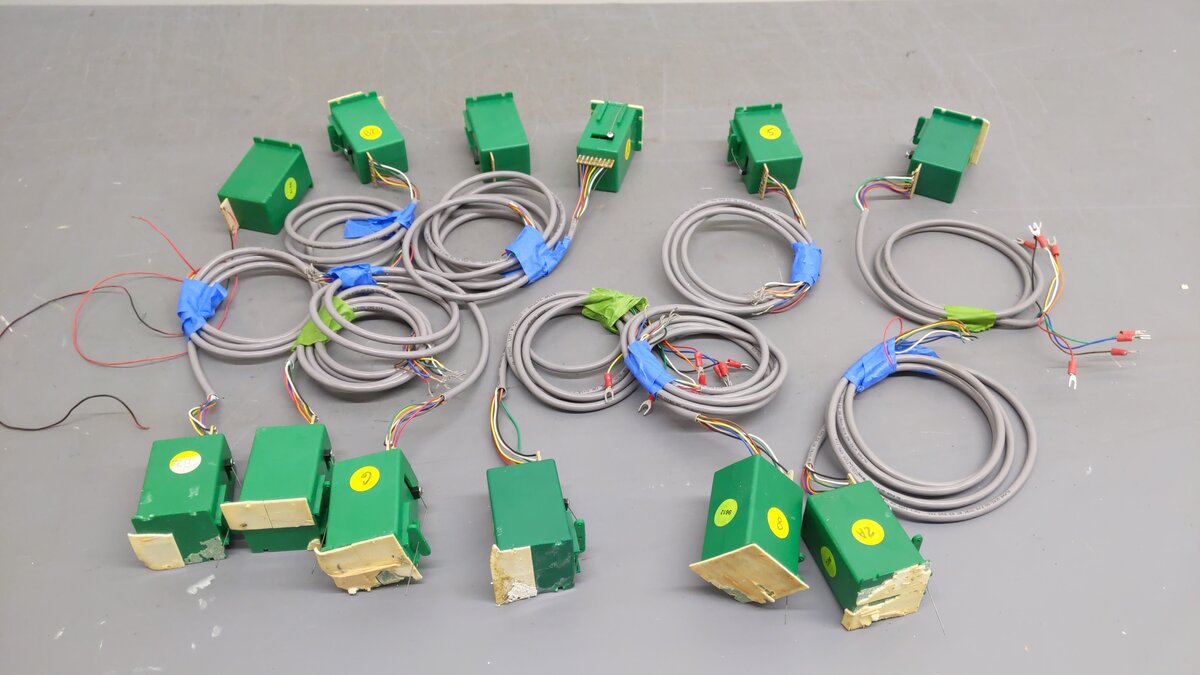 Circuitron 800-6012 Tortoise Slow Motion Switch Machine (Pack of 12) EX