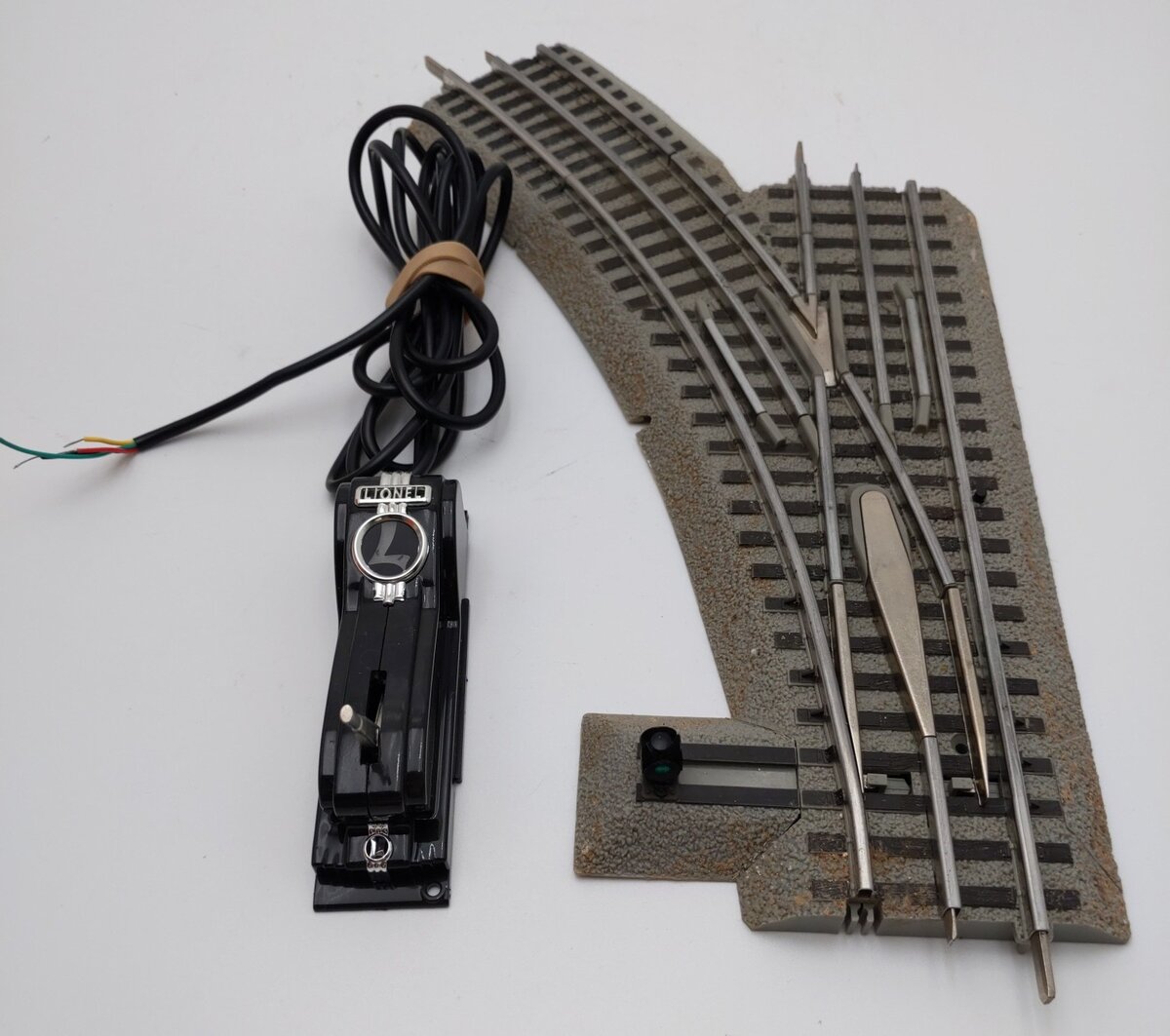 Lionel 6-81947 O-36 Remote Left Hand FasTrack Switch Turnout EX/Box