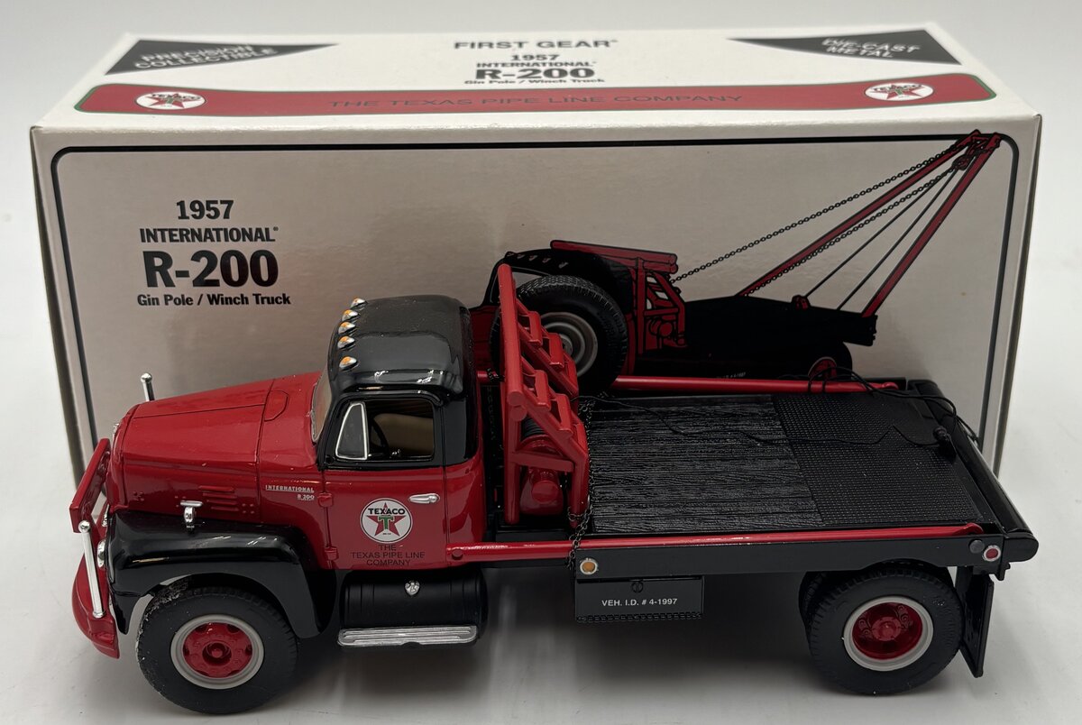 First Gear 19-2015 1:34 Scale 57 International R-200 Texaco Gin Pole/Winch Truck EX/Box