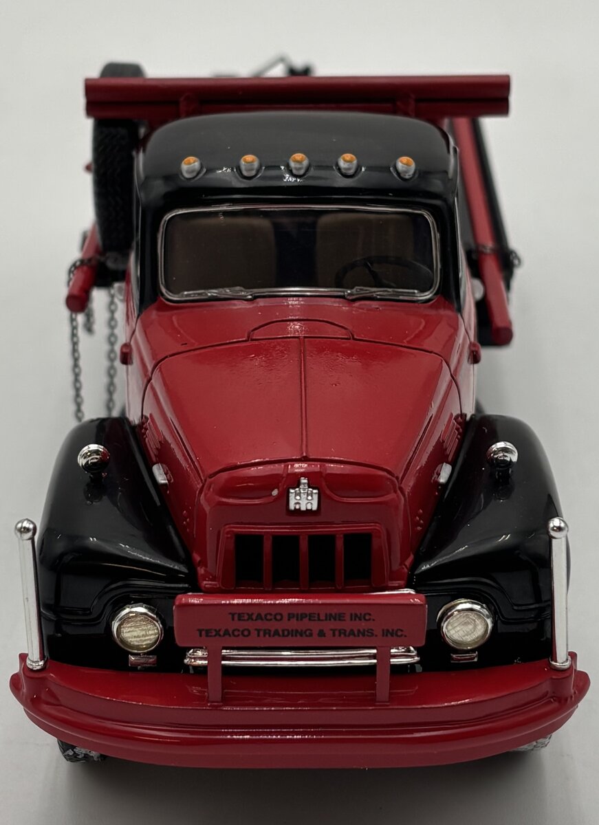 First Gear 19-2015 1:34 Scale 57 International R-200 Texaco Gin Pole/Winch Truck EX/Box