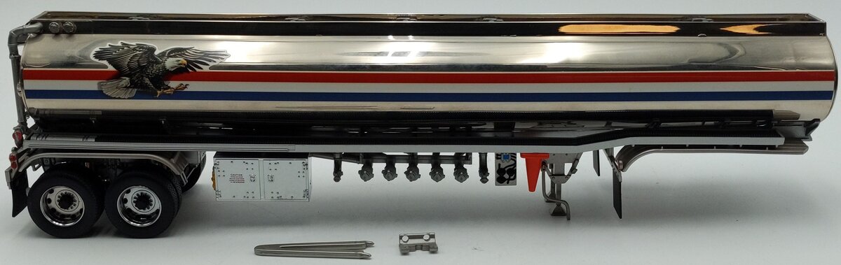 Franklin Mint B11WT96 1:32 Diecast Peterbilt Tanker Trailer NEW