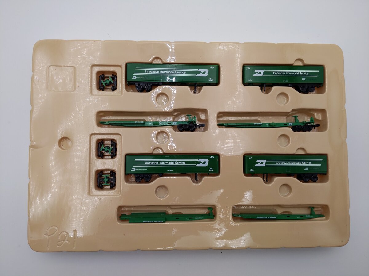 Con-Cor 0001-001904 Burlington Northern N Scale 4-Car Fuel Foiler Car Set LN/Box