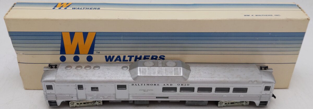 Athearn 2178 HO B&O RDC-3 RTR Powered Combine Diesel Locomotive VG