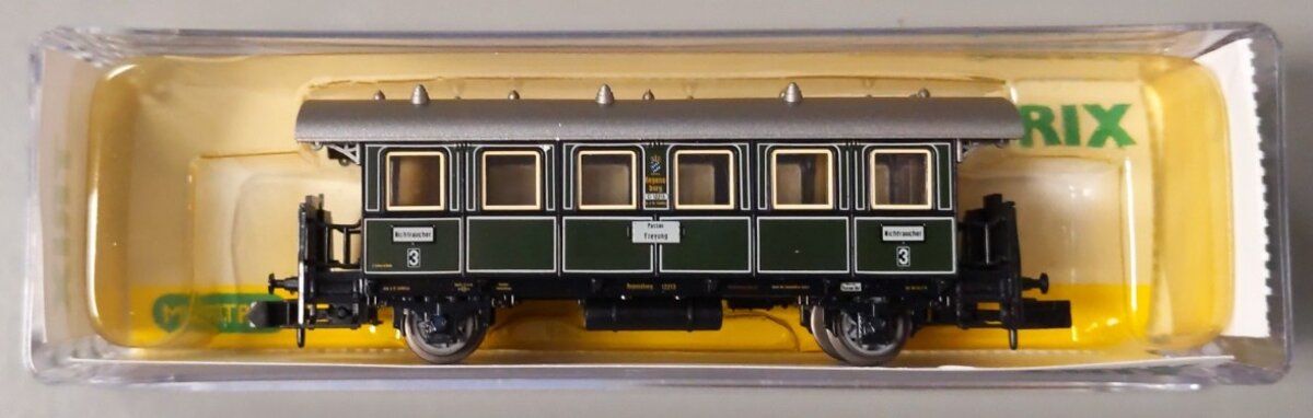 Trix 11604-03 N Scale British Columbia Railway 3rd Class Passenger Car LN/Box