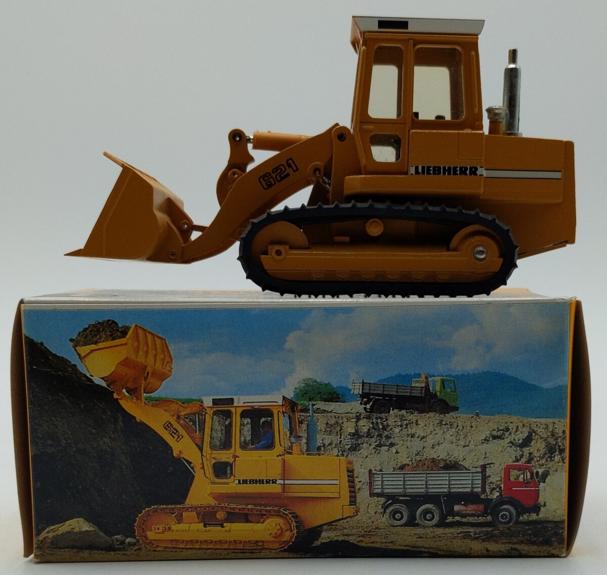 Conrad 2802 1:50 Diecast Liebherr 621 Bulldozer Model NIB