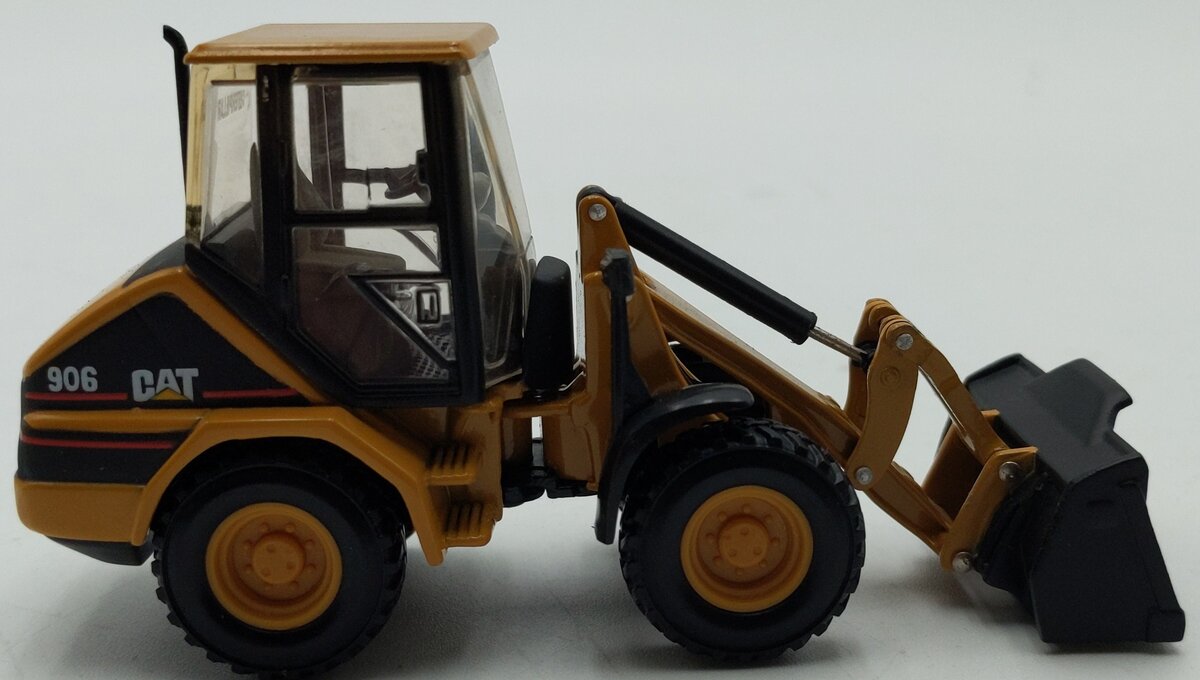 Norscot 55002 1:50 Diecast CAT 906 Compact Wheel Loader NIB