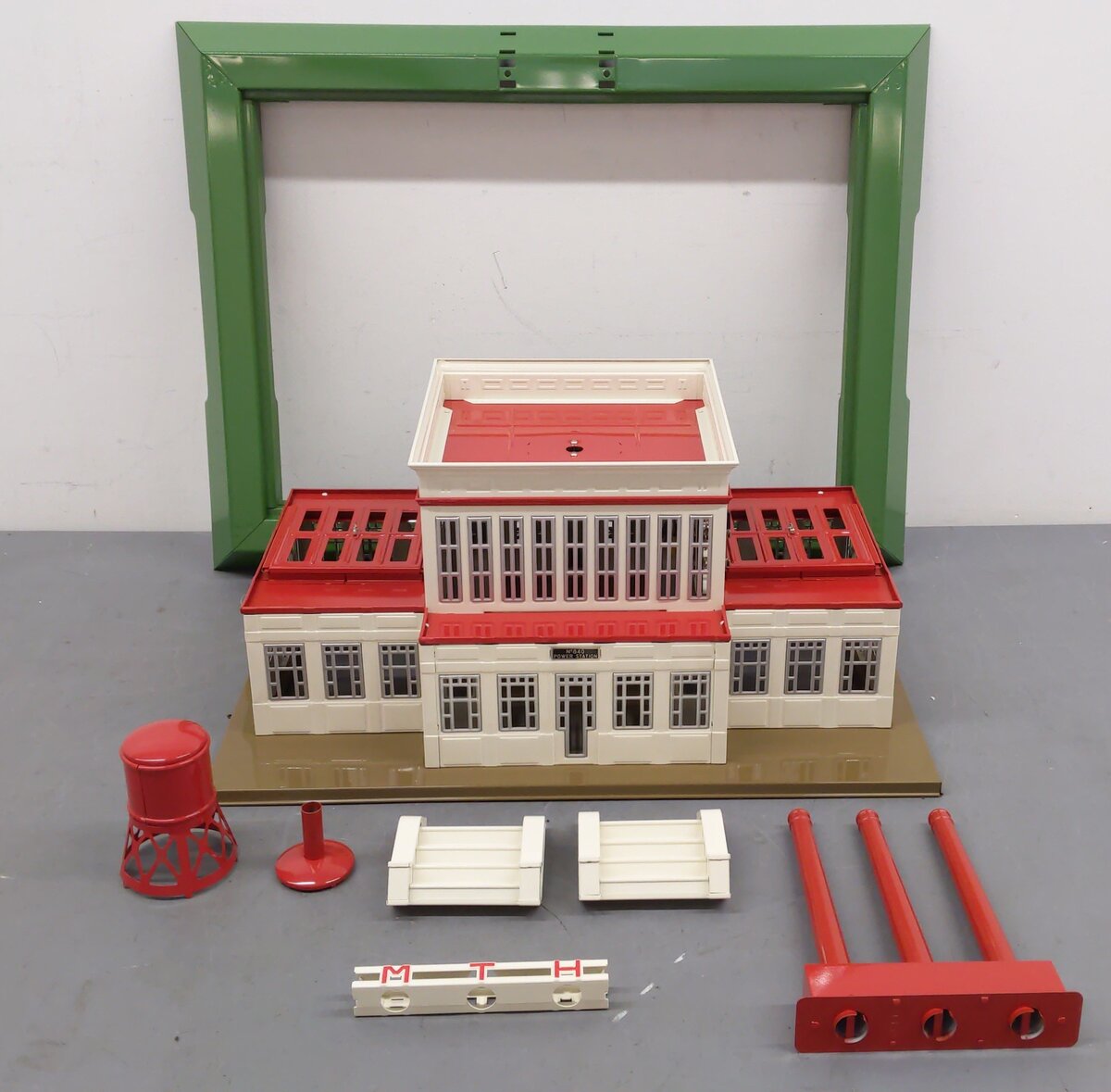 MTH 840 Standard Gauge Powerhouse EX/Box