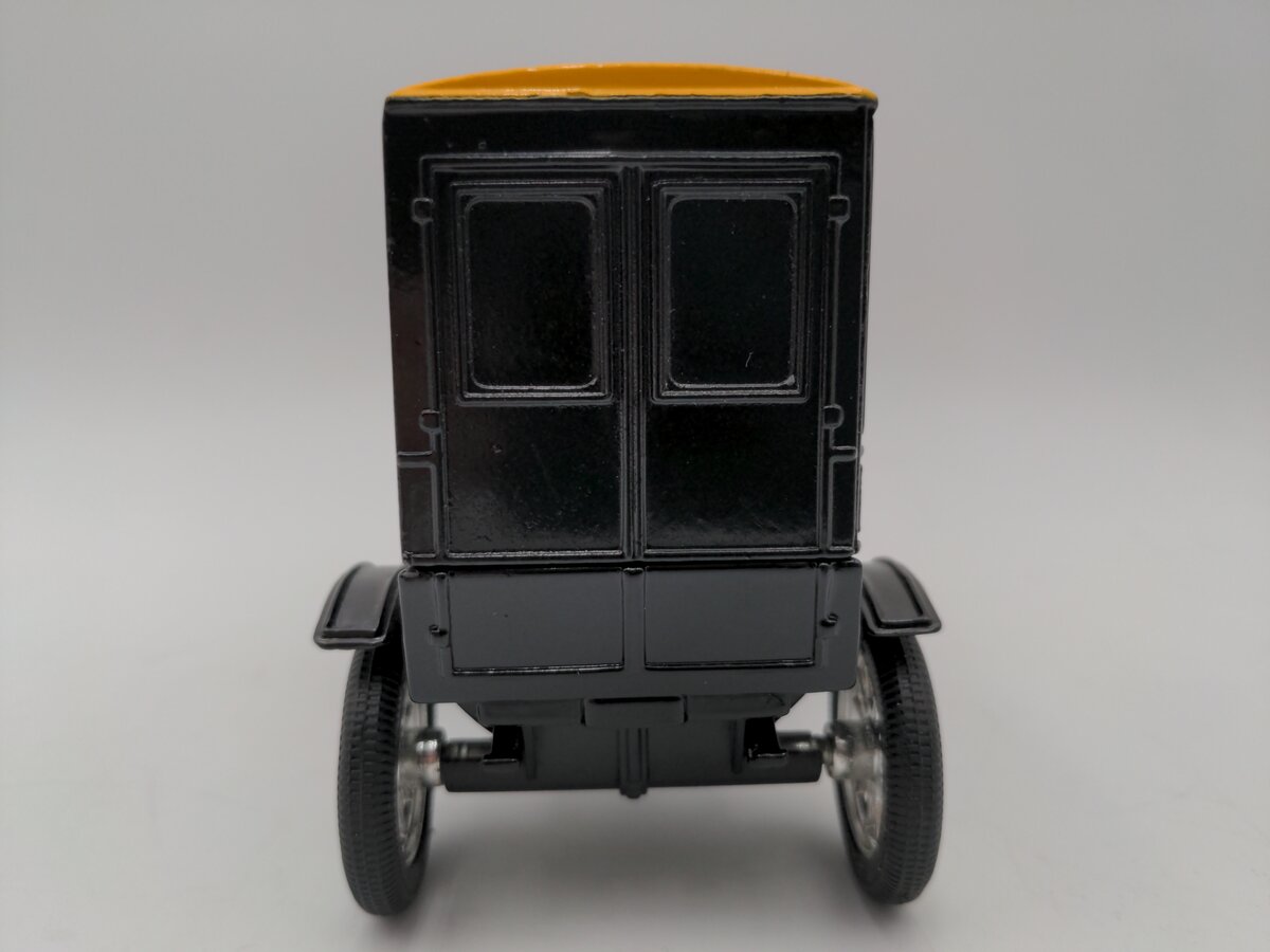 Ertl 4947 1:25 1905 Diecast Delivery Car Bank Caterpillar Foley Tractor LN