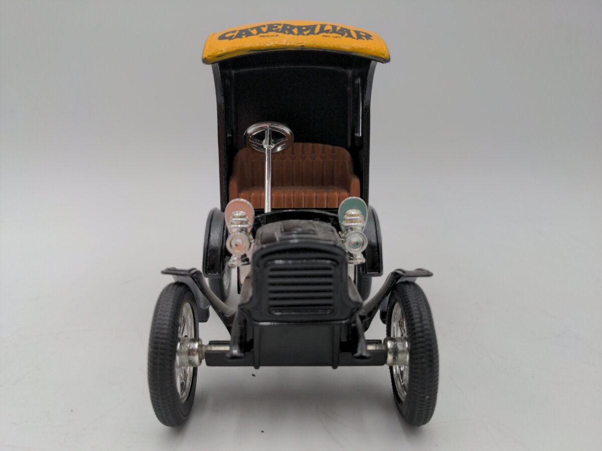 Ertl 4947 1:25 1905 Diecast Delivery Car Bank Caterpillar Foley Tractor LN