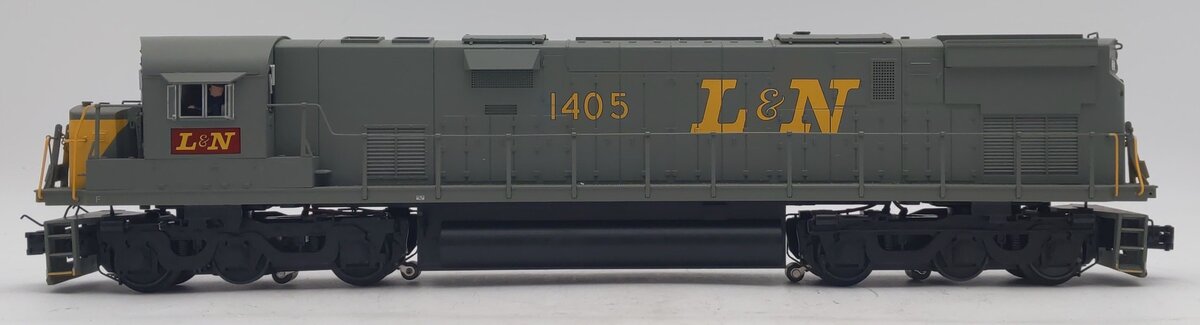 Atlas 1334-1 O Gauge L&N Powered C628 Diesel Locomotive #1401 [3 Rail TMCC] EX/Box