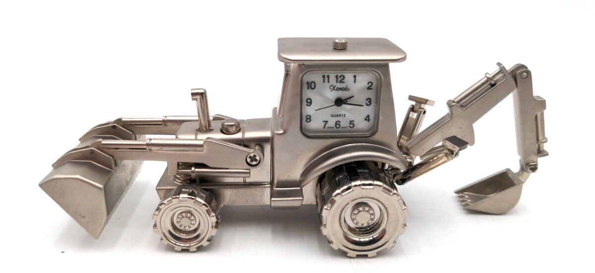 Xanadu Silver Alloy Metal Tractor Backhoe Quartz Desk Clock LN