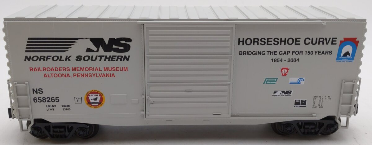 MTH 30-74685 O Gauge Norfolk Southern 40' High Cube Box Car #658265