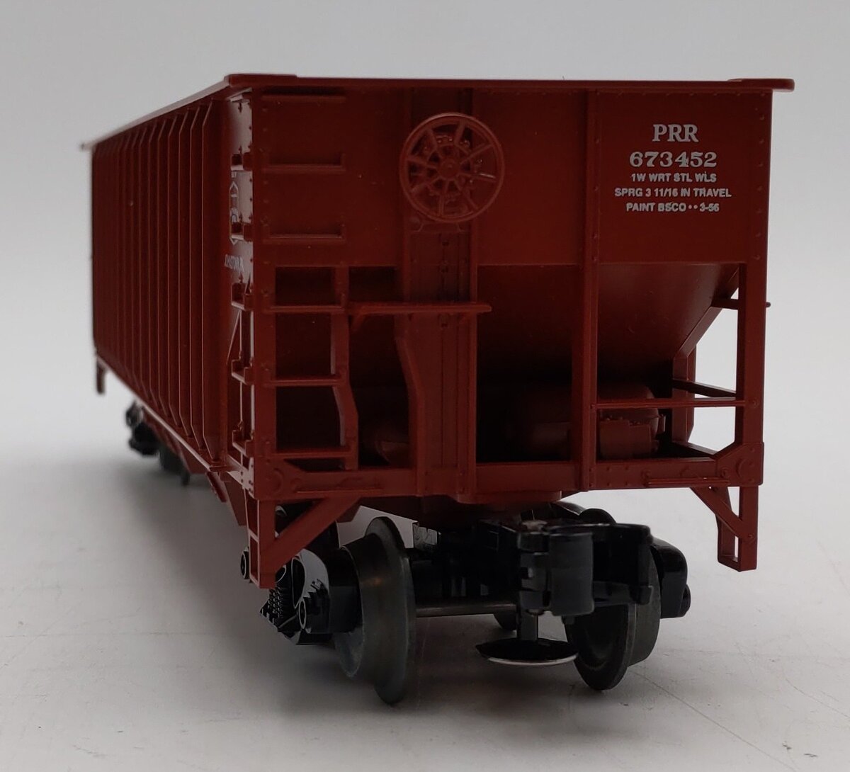 Weaver O Scale Pennsylvania Railroad 3 Bay 3 Rail Ribbed Hopper #673452 LN/Box
