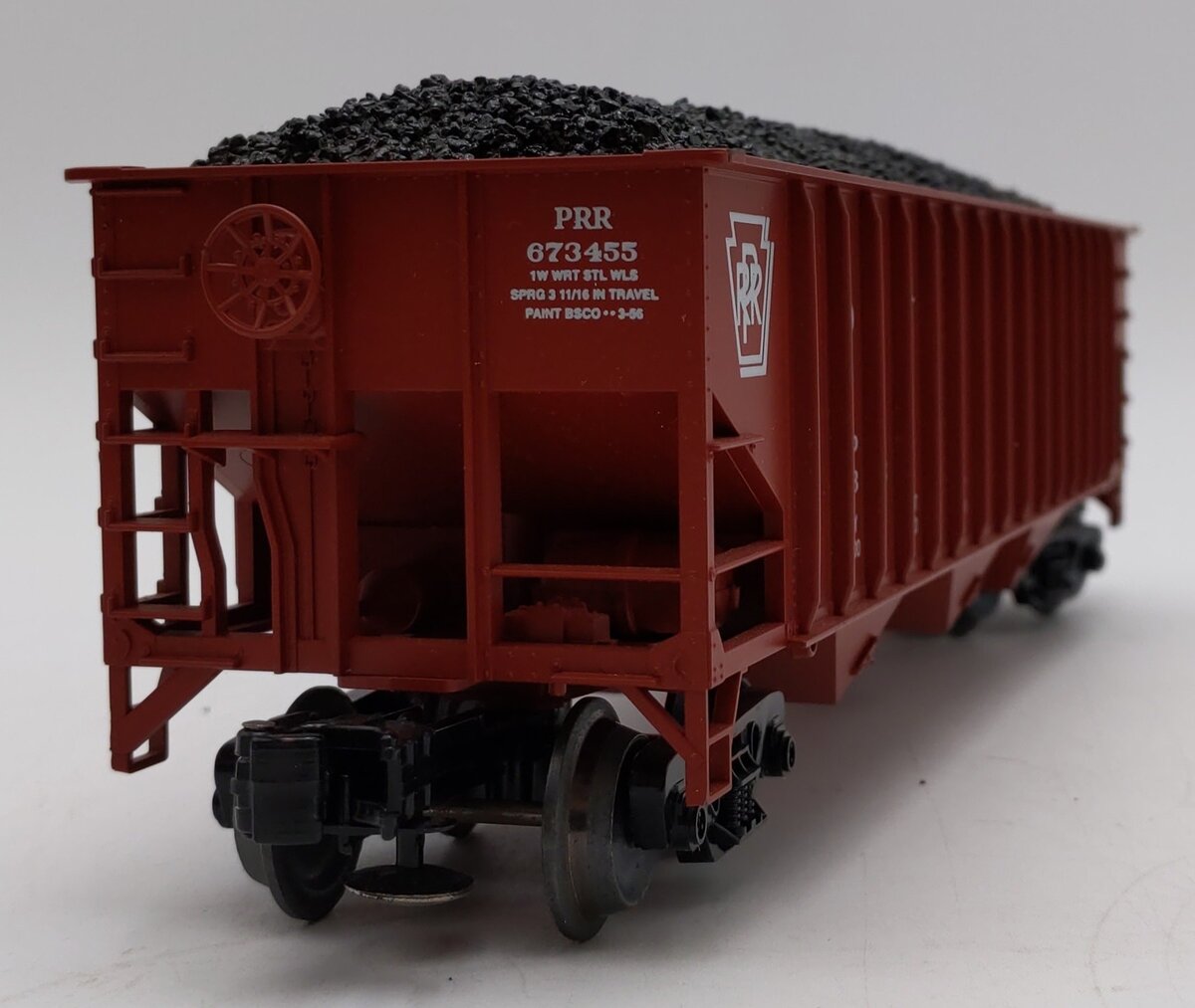 Weaver O Scale Pennsylvania RR 3 Bay 3 Rail Ribbed Hopper #673455 LN/Box