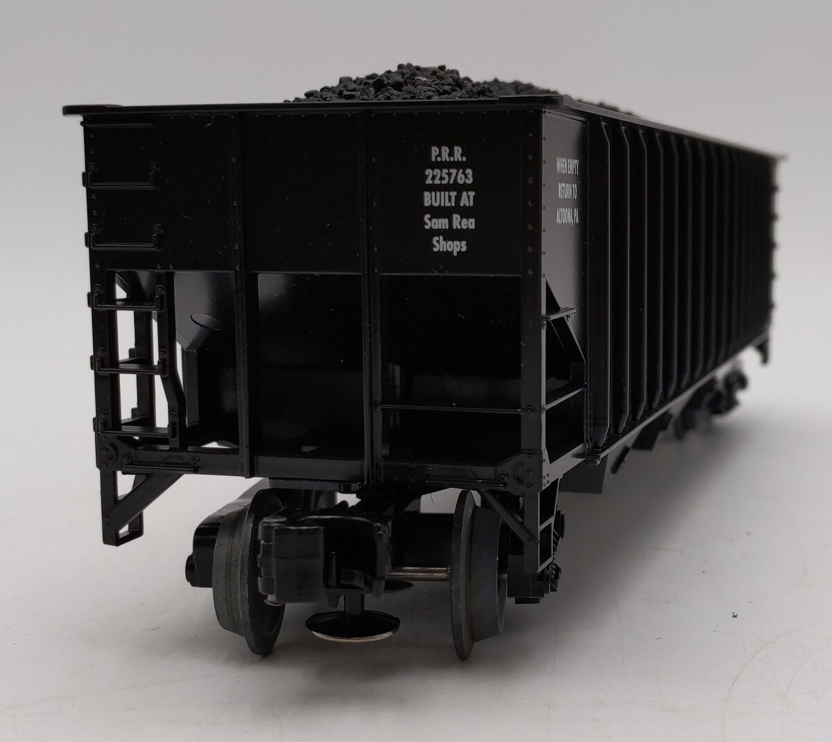 Weaver O Scale PRR 3 Bay 3 Rail Coal Car Hopper #225763 LN/Box