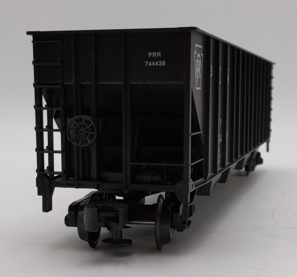 Weaver O Scale 4 Bay 3 Rail Pennsylvania Railroad High Side Hopper #744438 LN/Box