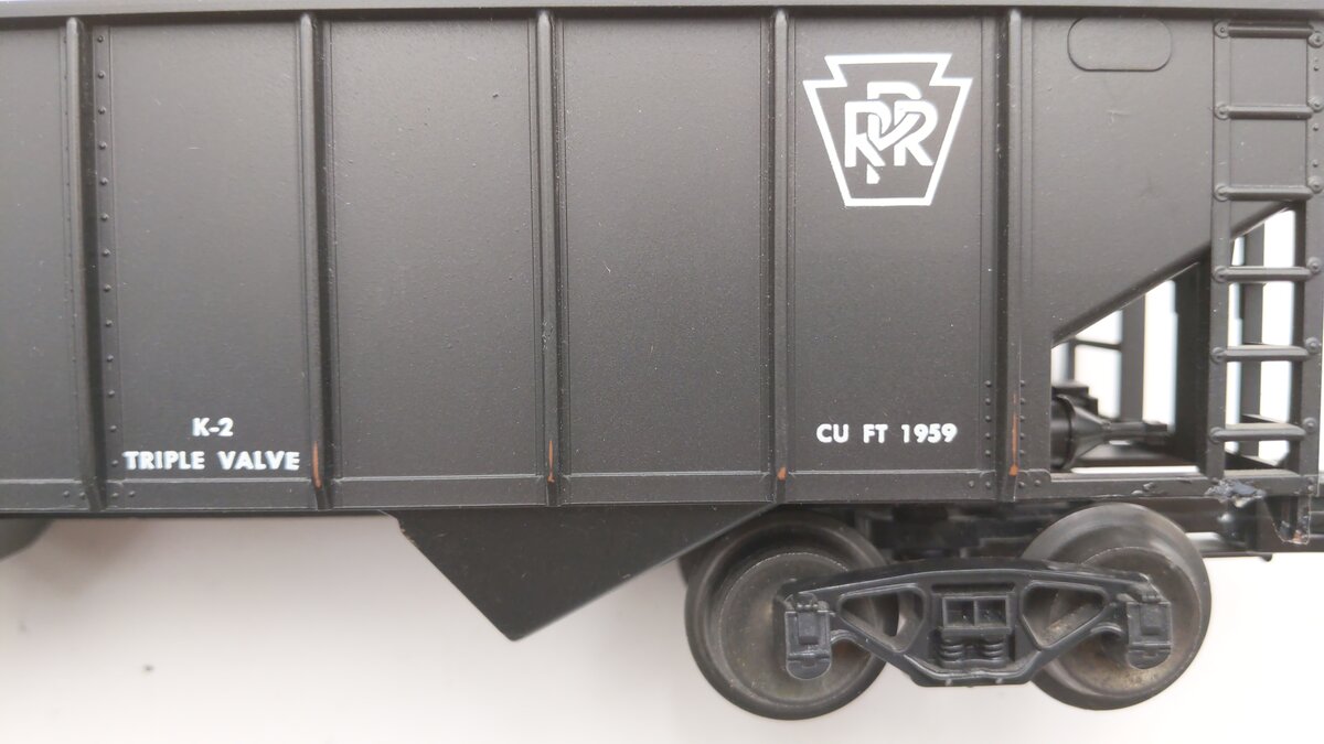Weaver 206784 O Gauge PRR 2 Bay Ribbed Hopper (3-Rail) EX/Box