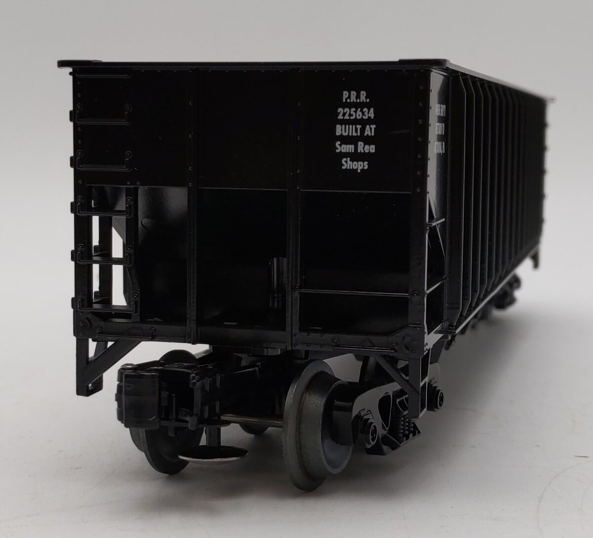 Weaver O Scale PRR 3 Bay 3 Rail Coal Car Hopper #225634 LN/Box