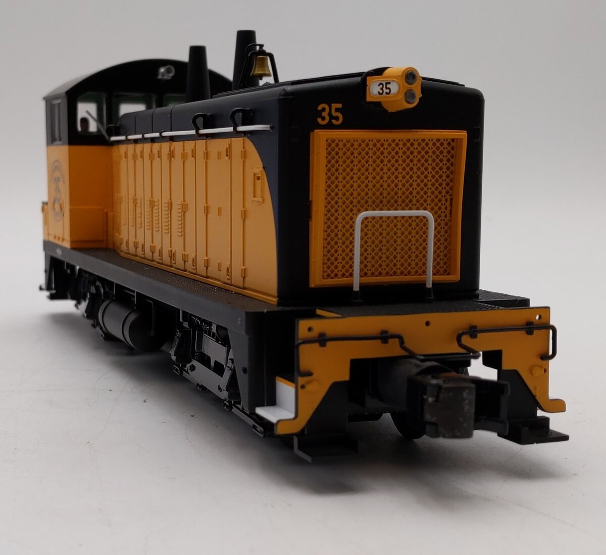 Atlas 6158-1 O Gauge SW-9 Locomotive PBNE Powered #35 TMCC EX/Box