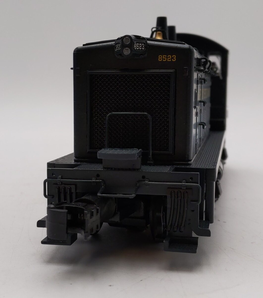 Atlas 6128-2 O Gauge Pennsylvania EMD SW-9 Diesel Locomotive #8523 - 3-Rail EX/Box