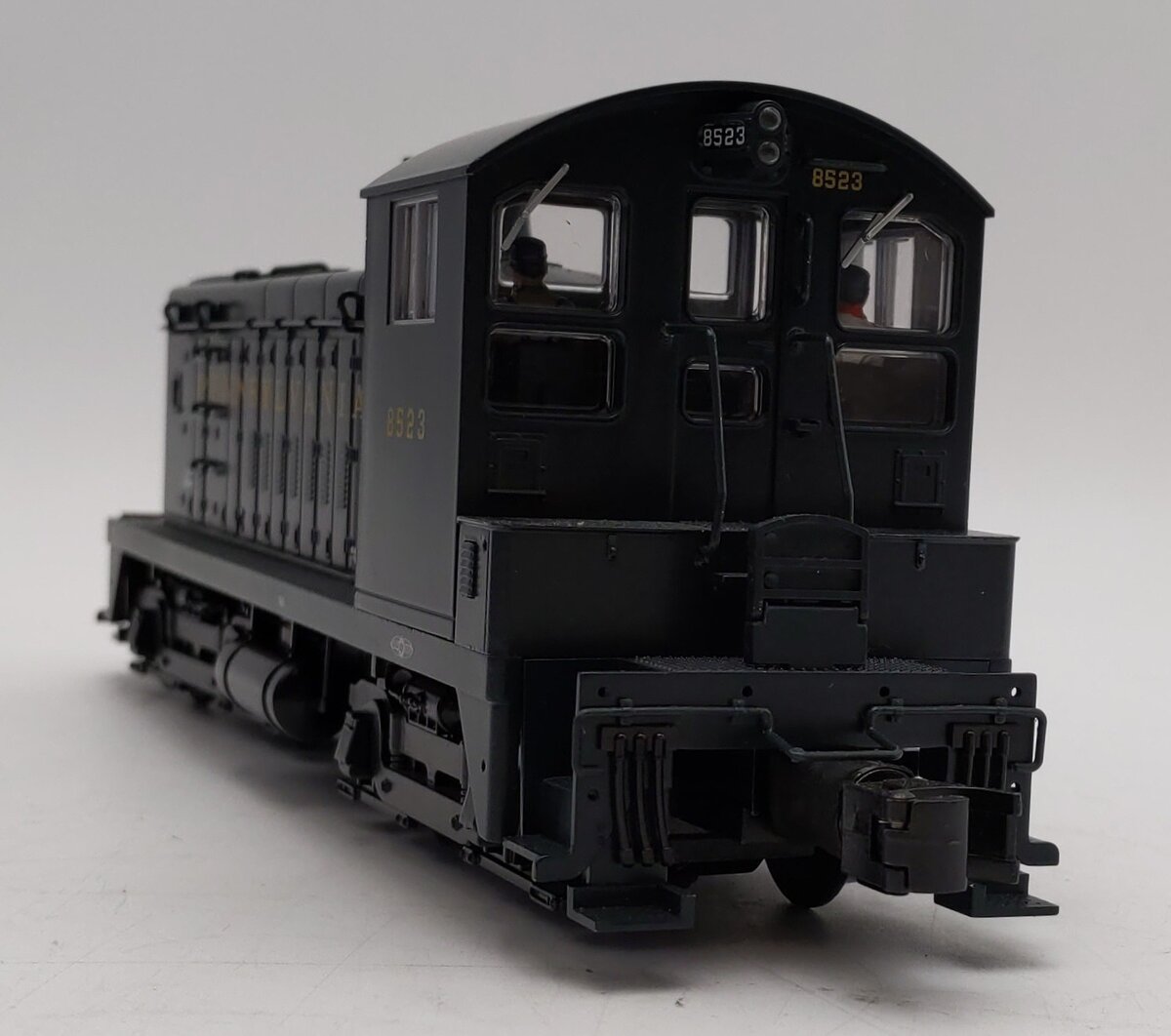 Atlas 6128-2 O Gauge Pennsylvania EMD SW-9 Diesel Locomotive #8523 - 3-Rail EX/Box