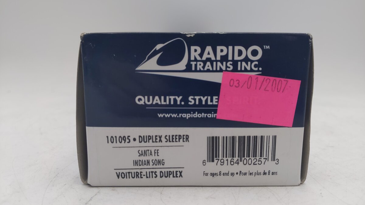 Rapido Trains 101095 HO Scale Santa Fe "Indian Song" Sleeper Passenger Car EX/Box