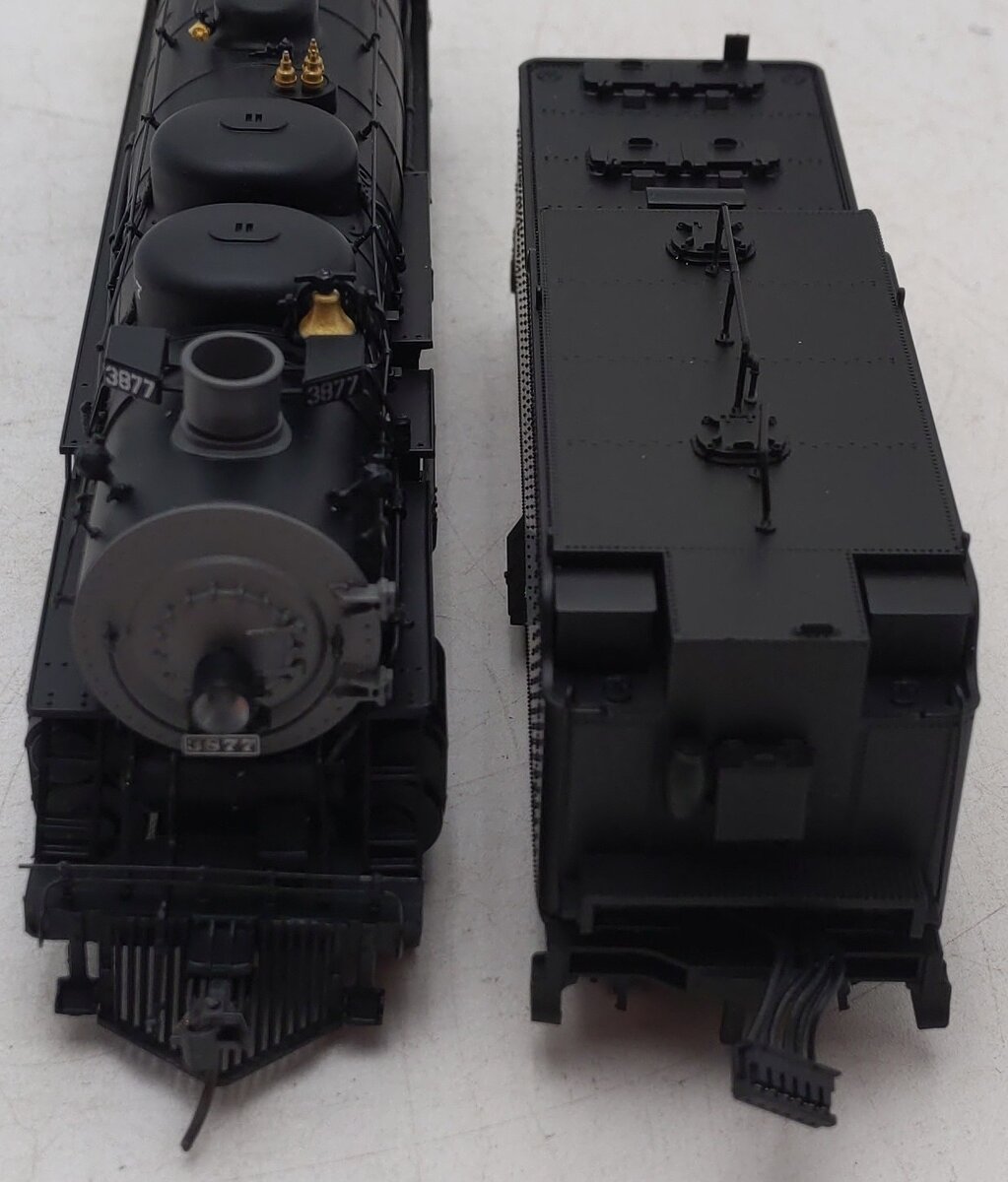 Broadway Limited 81 HO AT&SF 2-10-2 Steam Locomotive #3877 w/DCC & QSI Sound EX/Box