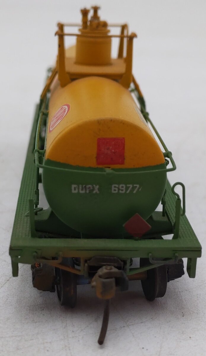 Lambert 7570 BRASS HO Scale Oupont 103-BW 8,000 Gallon Tank Car #16977 EX/Box
