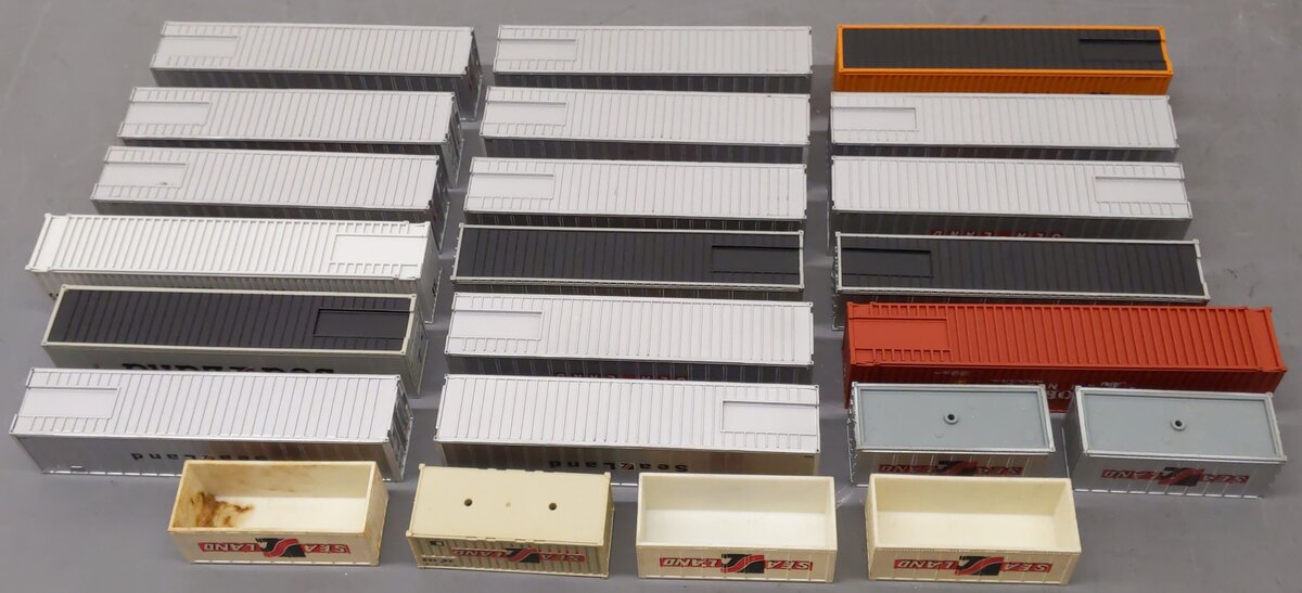 Walthers HO Scale Assorted Sea Land & Others Shipping Containers [23] EX