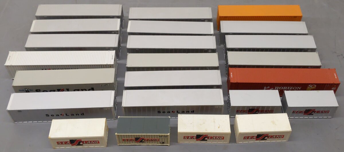 Walthers HO Scale Assorted Sea Land & Others Shipping Containers [23] EX