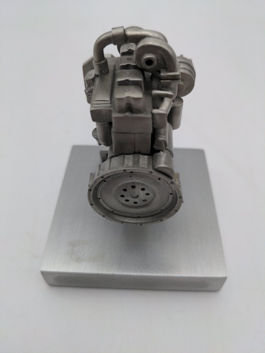 Cummins 4BT3.9 Pewter Replica Diesel Engine EX