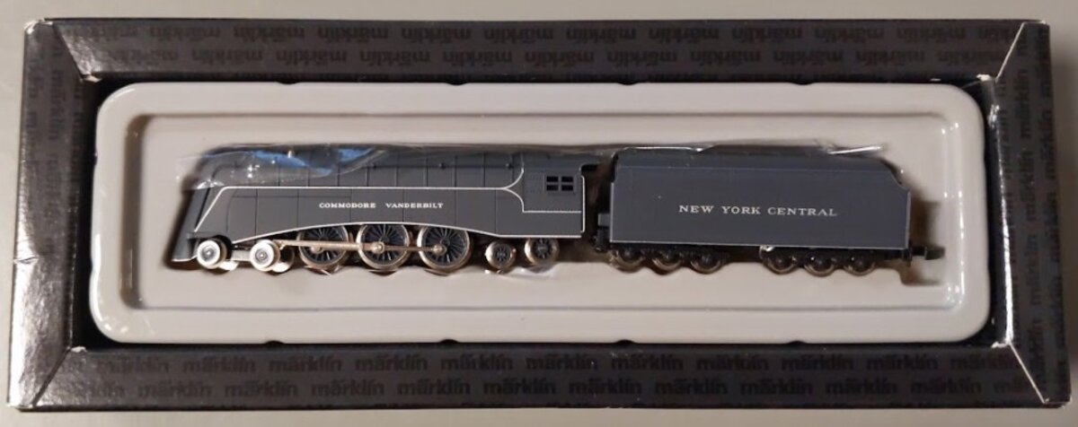 Marklin 88075 Z Scale New York Central J2 Streamlined Steam Locomotive LN/Box