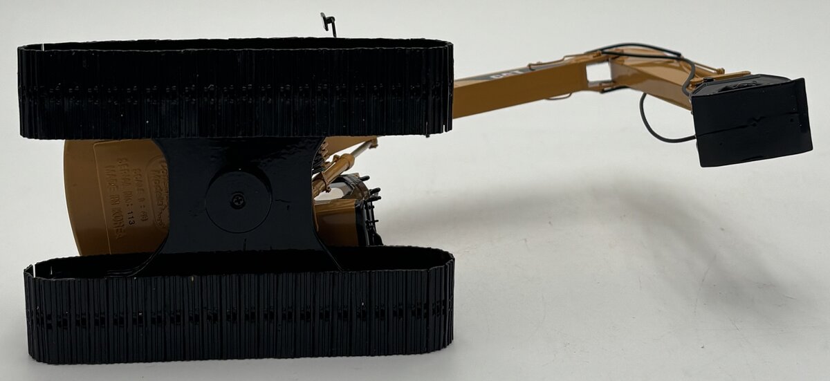 CCM 1:48 CAT 320C LU Excavator w/Compactor Diecast LN/Box