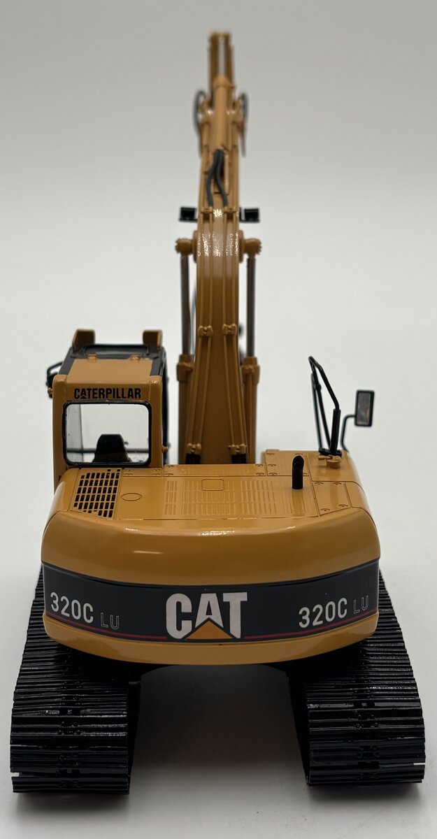 CCM 1:48 CAT 320C LU Excavator w/Compactor Diecast LN/Box