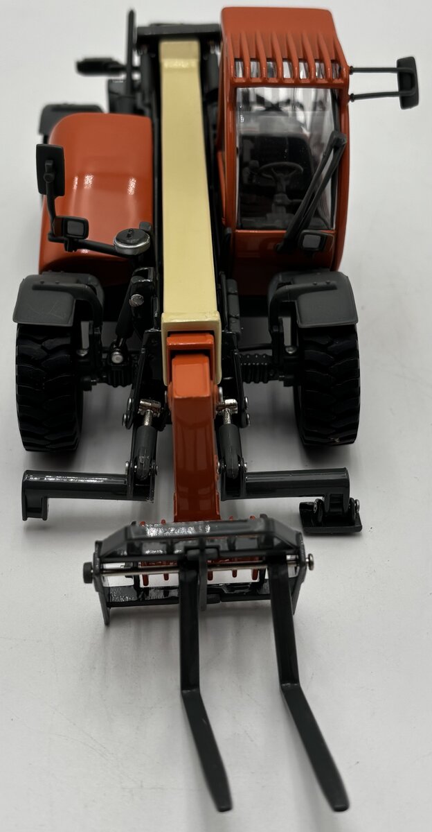 JLG 798297 1:32 Diecast Model 4013 Telehandler Construction Vehicle LN/Box