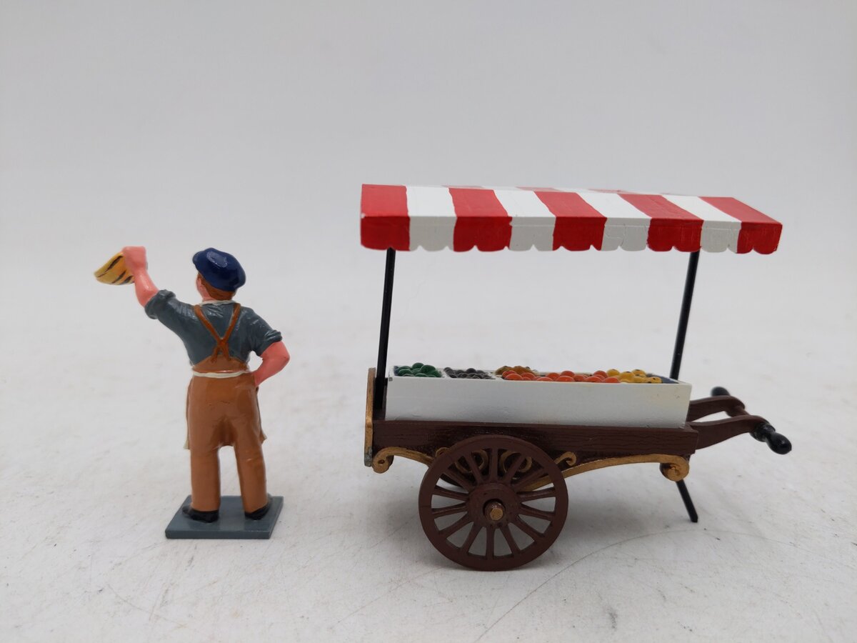 Trophy Miniatures No C57 Streets of Old London Fruit Vendor EX
