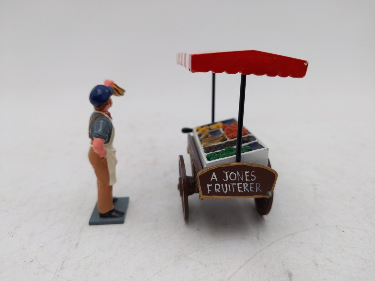 Trophy Miniatures No C57 Streets of Old London Fruit Vendor EX