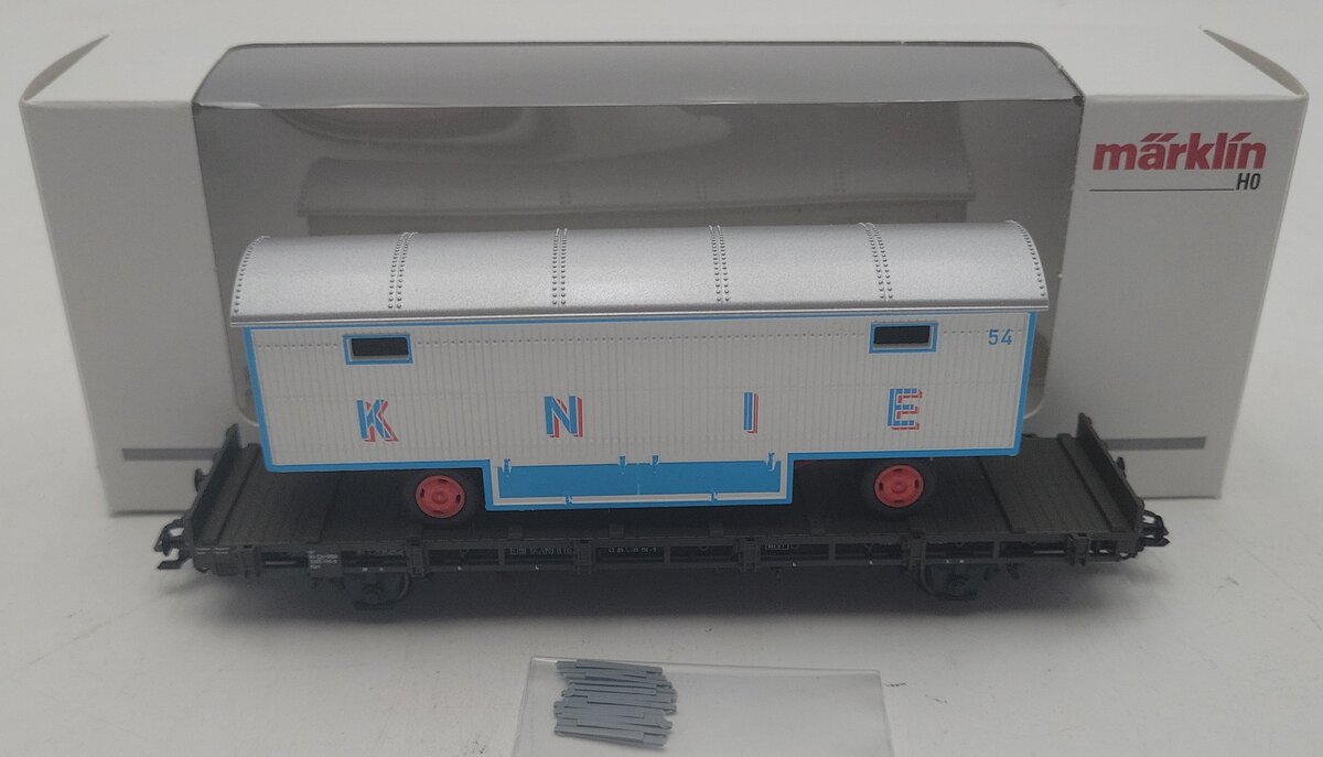 Marklin 45085-01 HO Scale Flatcar W/ Circus Wagon LN/Box