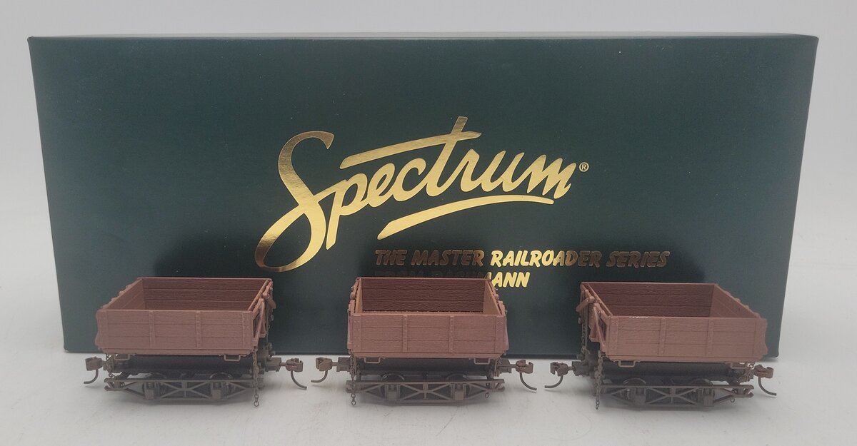 Bachmann 29801 On30 Diecast Logging and Mining Wood Side Dump Cars (Set of 3) EX/Box