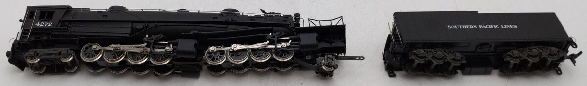 AHM 5111B HO Scale Southern Pacific Cab Forward Loco and Tender EX/Box