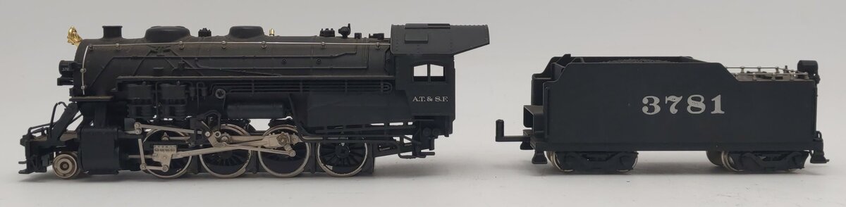 Bachmann 0651 HO Santa Fe 2-8-0 Consolidation Steam Locomotive w/ Tender #3781 EX