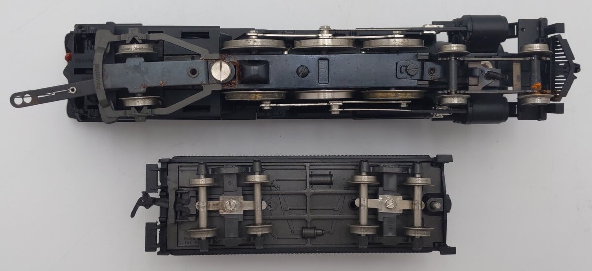 AHM 5088-E HO Scale Burlington Route 4-6-2 Steam Locomotive & Tender #462 VG