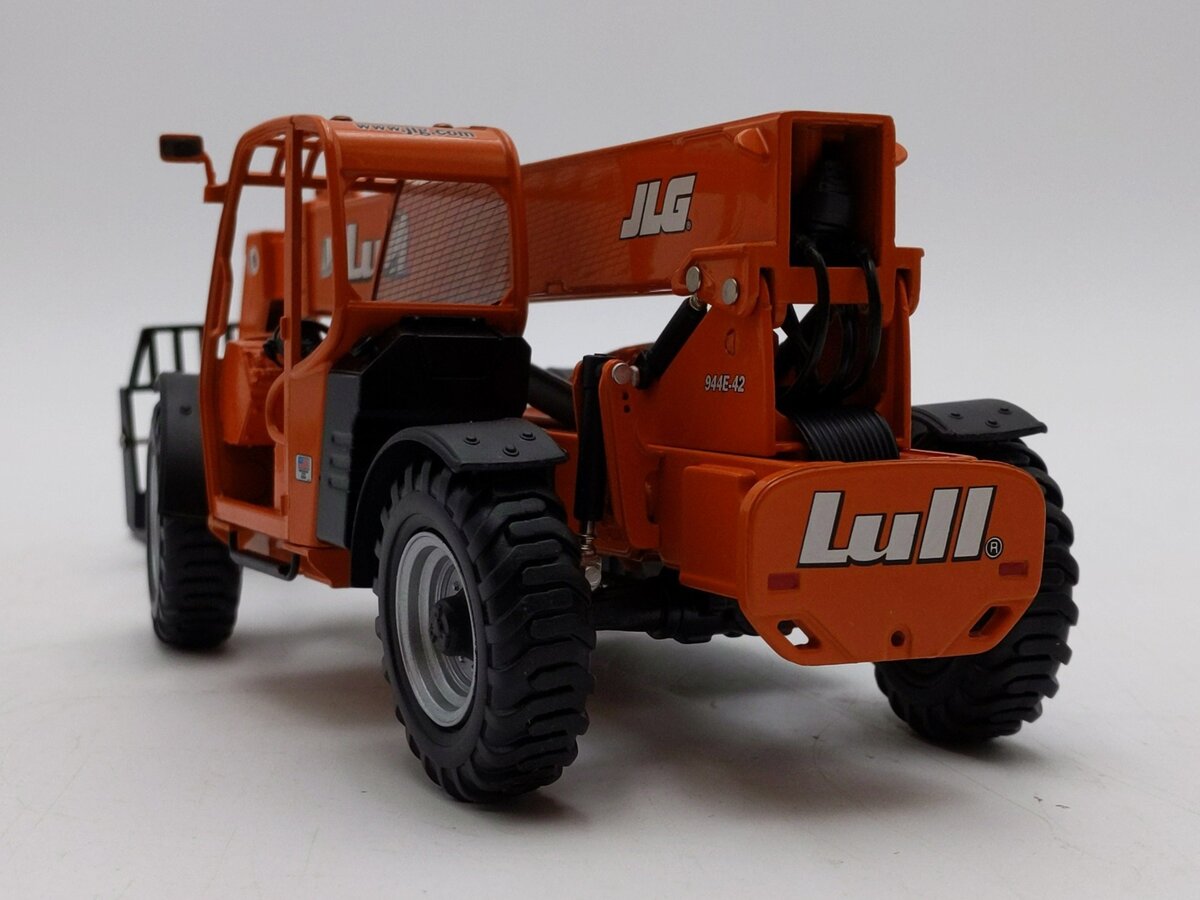 JLG Gear 1:32 Scale Diecast Lull 944E-42 Telehandler EX/Box