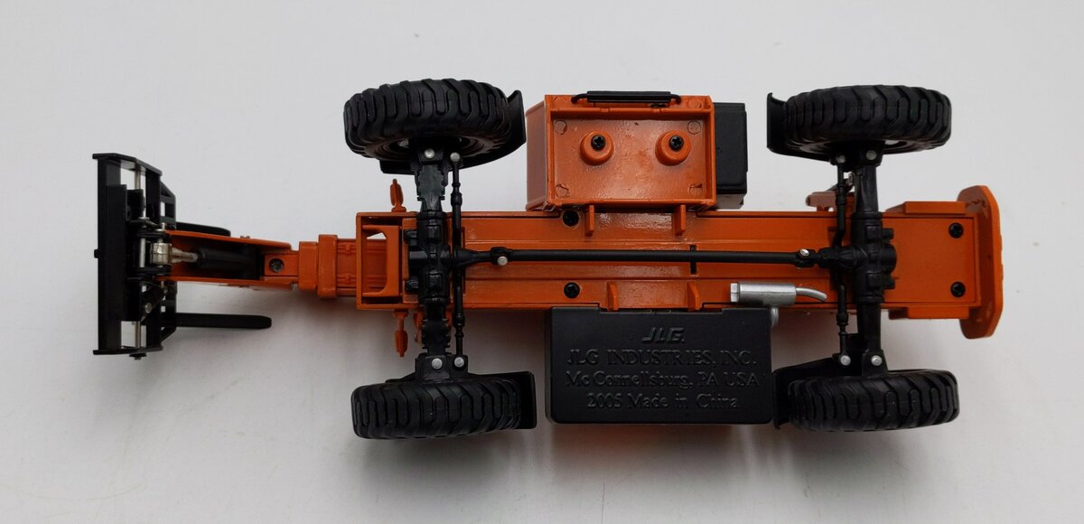 JLG Gear 1:32 Scale Diecast Lull 944E-42 Telehandler EX/Box